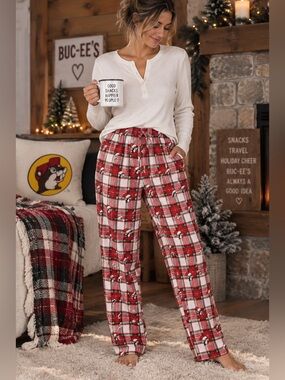 Buc-ee’s Christmas Plaid Flannel Beaver Pajama Pants Unisex Holiday